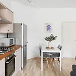 Albany By Black Door Stays