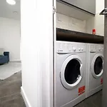 Ty Suites 7 - New Aparthotel In Cardiff