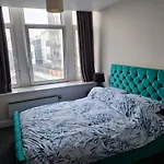 Luxury 2 Bedroom, And 2 Bathroom Apartment