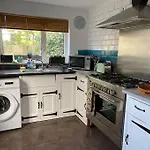 Gorgeous Home Within Cardiff City Centre