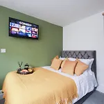 Bay City Studio Apartments By Staying-Away