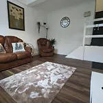 Whitchurch 1 Bedroom Apartment