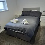 Modern Apartment With Roof Garden Close To City Centre