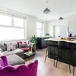 35A Howard Gardens - Cardiff City Centre