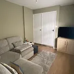 Private Double Room In Our Cardiff Home
