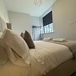 Luxury Apartment Stay