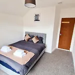 Jpl Apartment