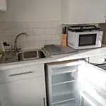 2 Bedroom Apartment In A Supurb Area Of Cardiff