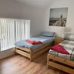 1 Fitzhamon Embankment Apartments Opposite Principality Stadium - Long Stay Offer
