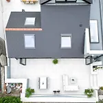 Hotel Feel Celebrity Style - 6 Parking Spaces - Pet Friendly - Very Private