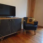 2 Bed Cottage With Views 4 Train Stops To Cardiff Centre