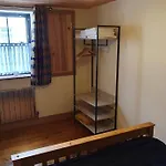 2 Bed Cottage With Views 4 Train Stops To Cardiff Centre