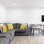 Modern Apartments Near Cardiff City Centre