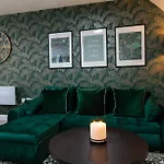 Cardiff 2 Bedroom Entire Apartment Near Principality Stadium