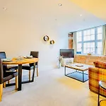 Luxury Spacious Apartment