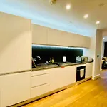 Luxury Spacious Apartment