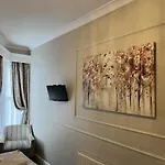 Tanes Hotel