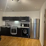 Bute Terrace Apartment - Cardiff City Center