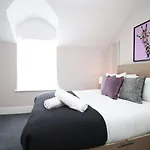 Stay With Free Parking At Archer Road, Penarth