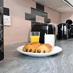 Cohost Partners | Smart Tv | 5 Min City | Parking
