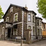 Cohost Partners | Close To City Centre | One Br!