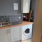 Modern 4 Bedroom Detached House In Cardiff