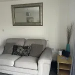 The Elms - Close To City Centre