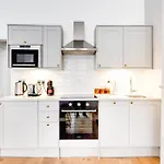 The Pontcanna Sapphire 2-Bed Haven
