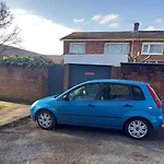 Modernised Home With 2 Bedrooms In Cardiff