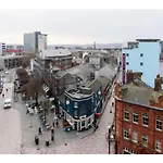 The Most Central Apartment In Cardiff