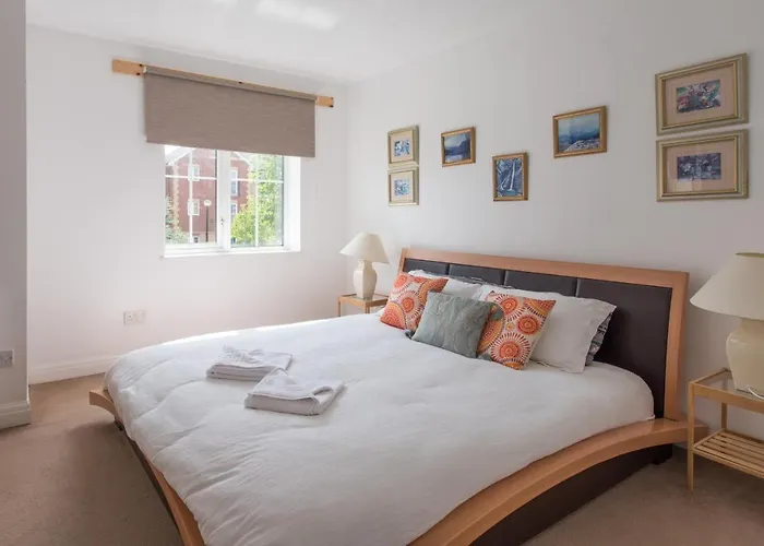 Cardiff Bay Capital Apartment