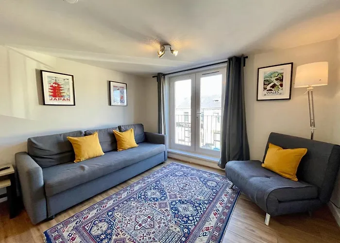 **6 Person City Centre Apartment**