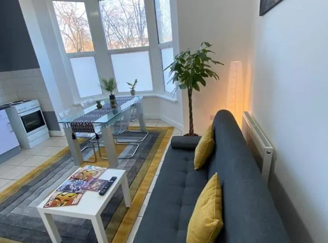 Stunning 1 Bed Spacious Apartment -Central Cardiff