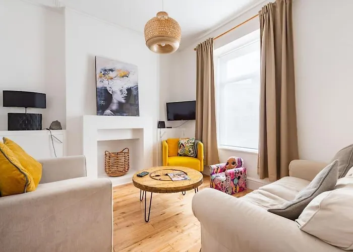 Penarth Townhouse Close To Cardiff & Bay