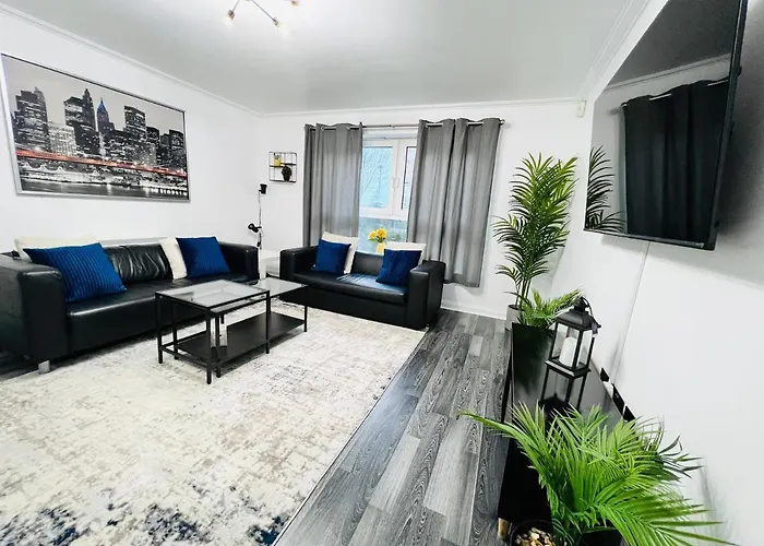 Lush Gated Cardiff Bay Flat With Fastwifi And Parking