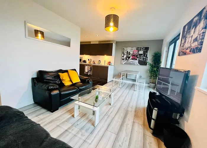 Lush Cardiff Bay Apartment With Secure Parking And Fast Wifi