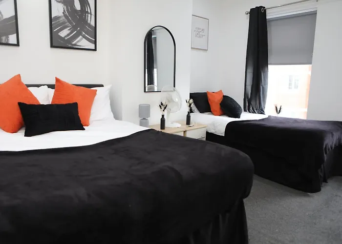 2-Bed Apartment With Rooftop Garden In Prime Cardiff City Location