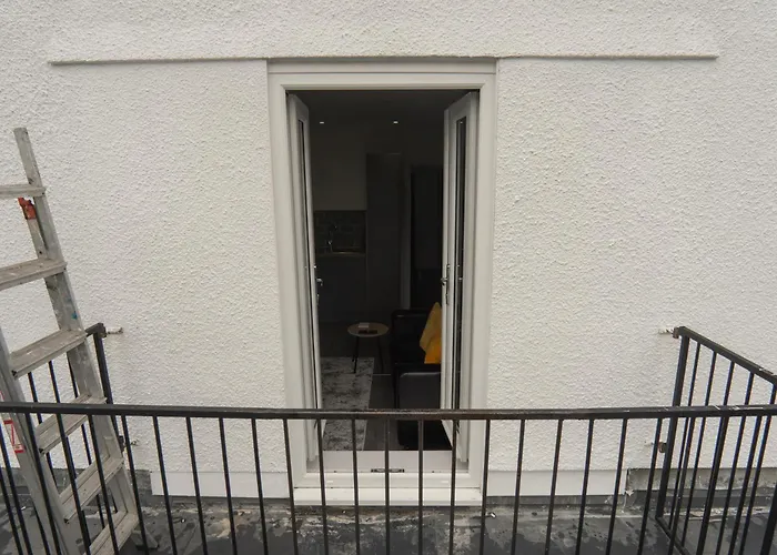 Modern Apartments Near Cardiff City Centre