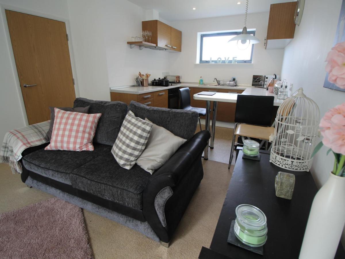 Radyr Place By Holiday Homes Apartment