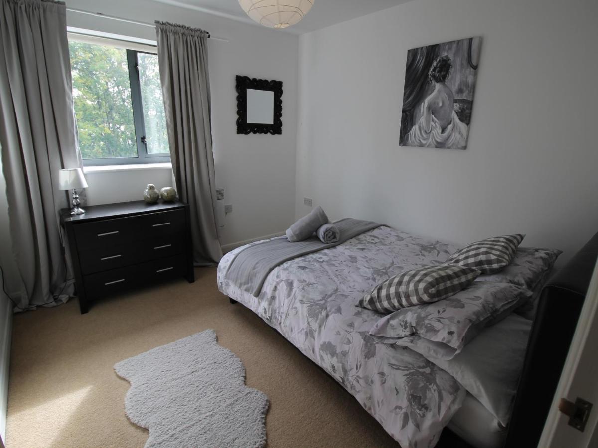 Radyr Place By Holiday Homes Apartment Cardiff
