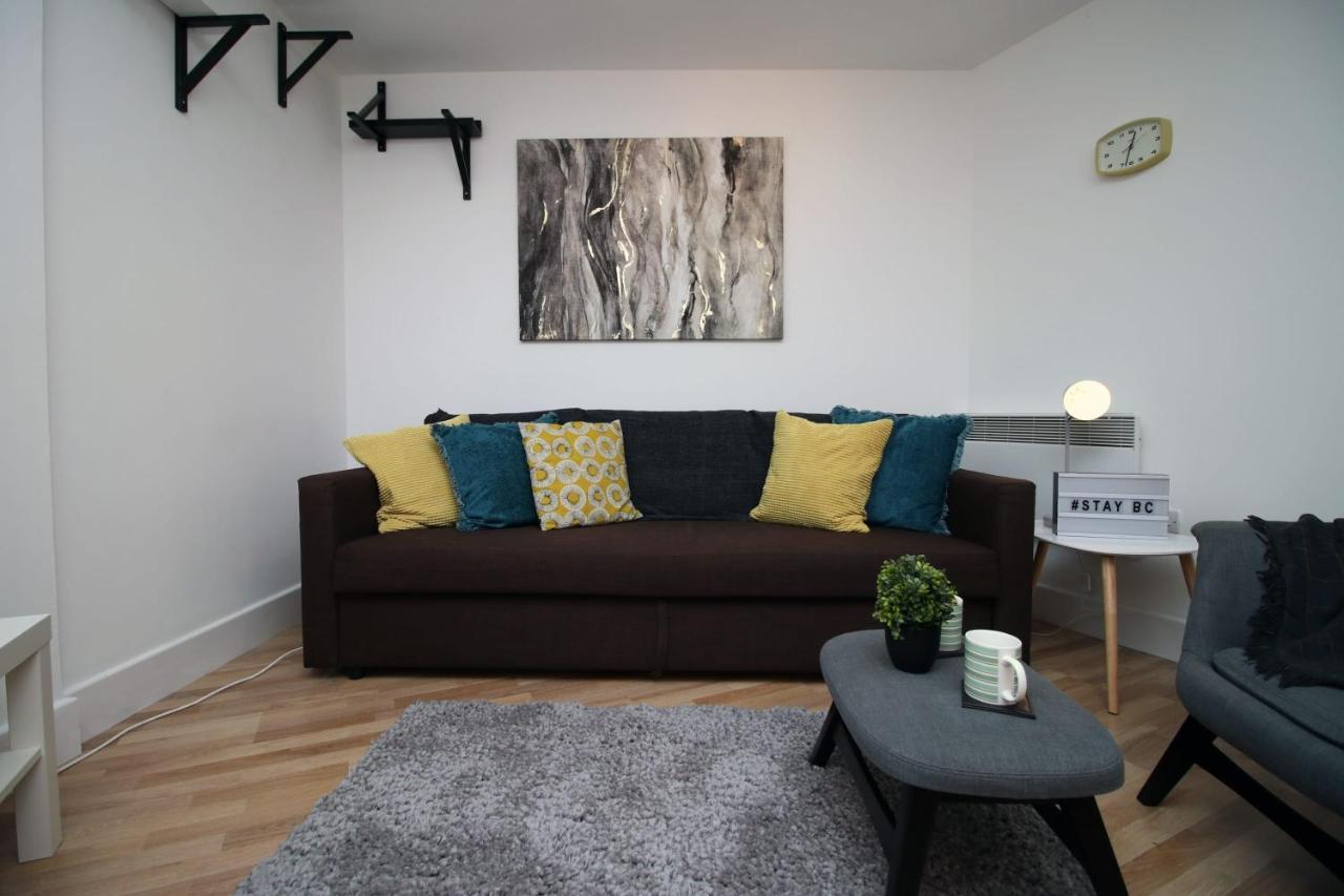 Apartment Westgate Heights By Staybc Cardiff