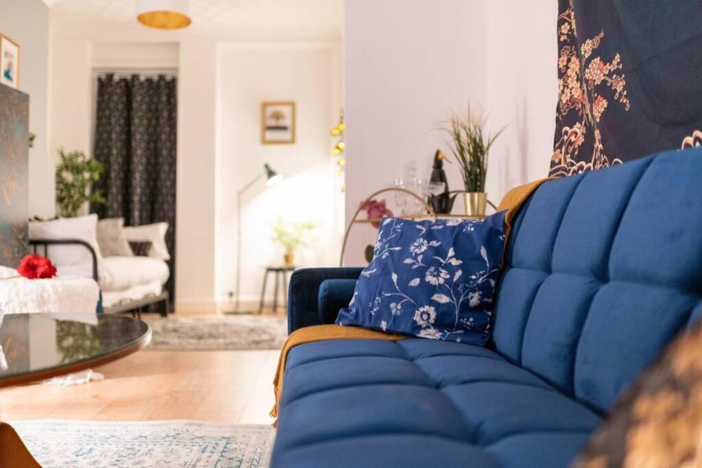 The Gatsby - Beautiful Spacious House