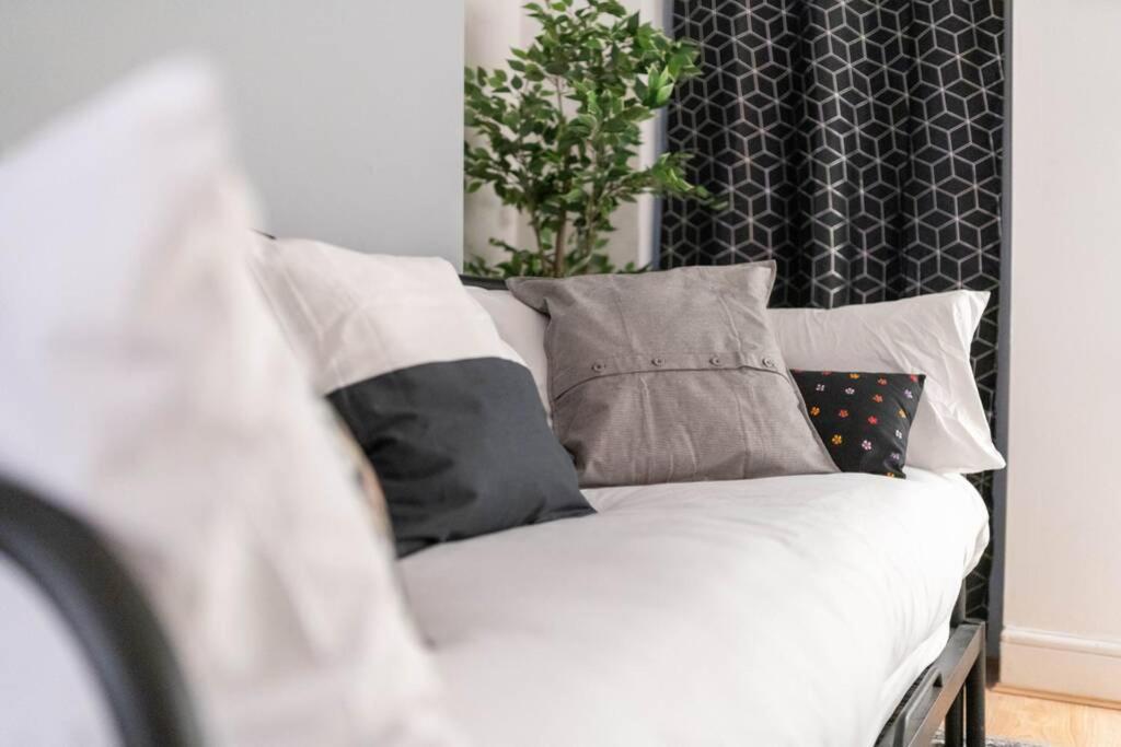The Gatsby - Beautiful Spacious House Holiday home