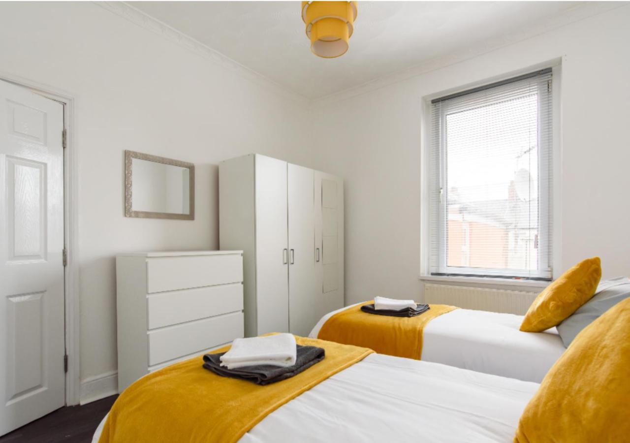 Apartment 2 Bed Near Centre - By Sweet Stays