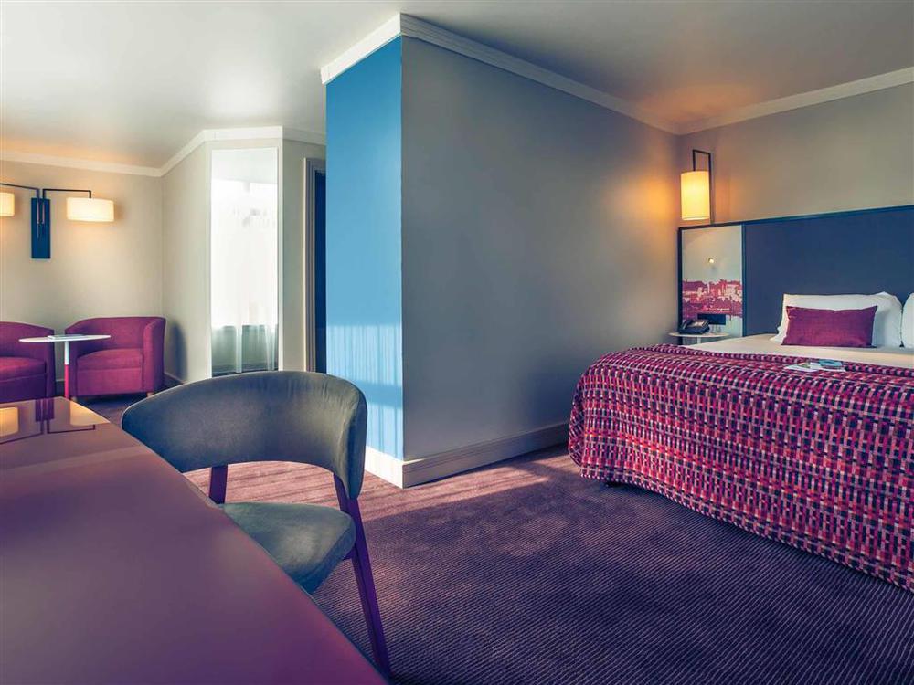 Hotel Holland House By Sunday 4*