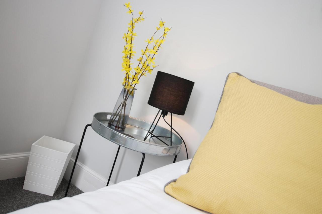 Apartment No 25 House By Ssw Close To Sleeps 4 *