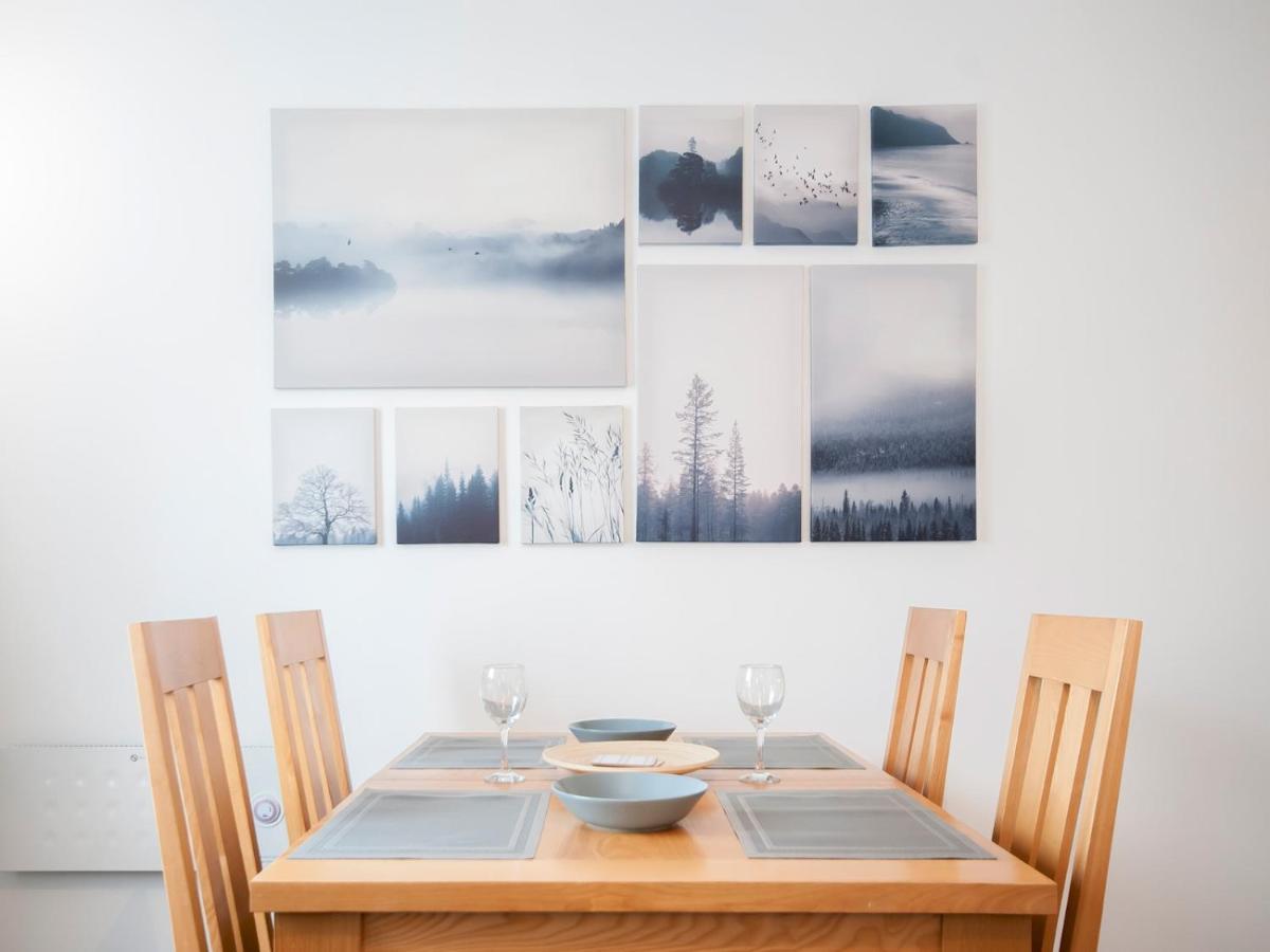 Apartment Modern 2 Bedroom Next To Bay With Parking