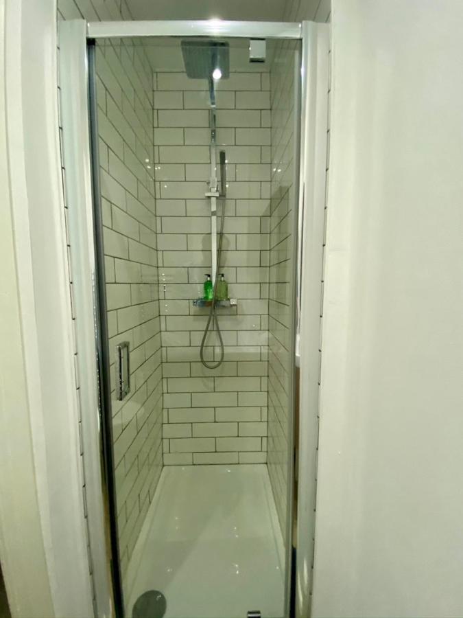 Stylish Modern Near Parks & Centre Cardiff