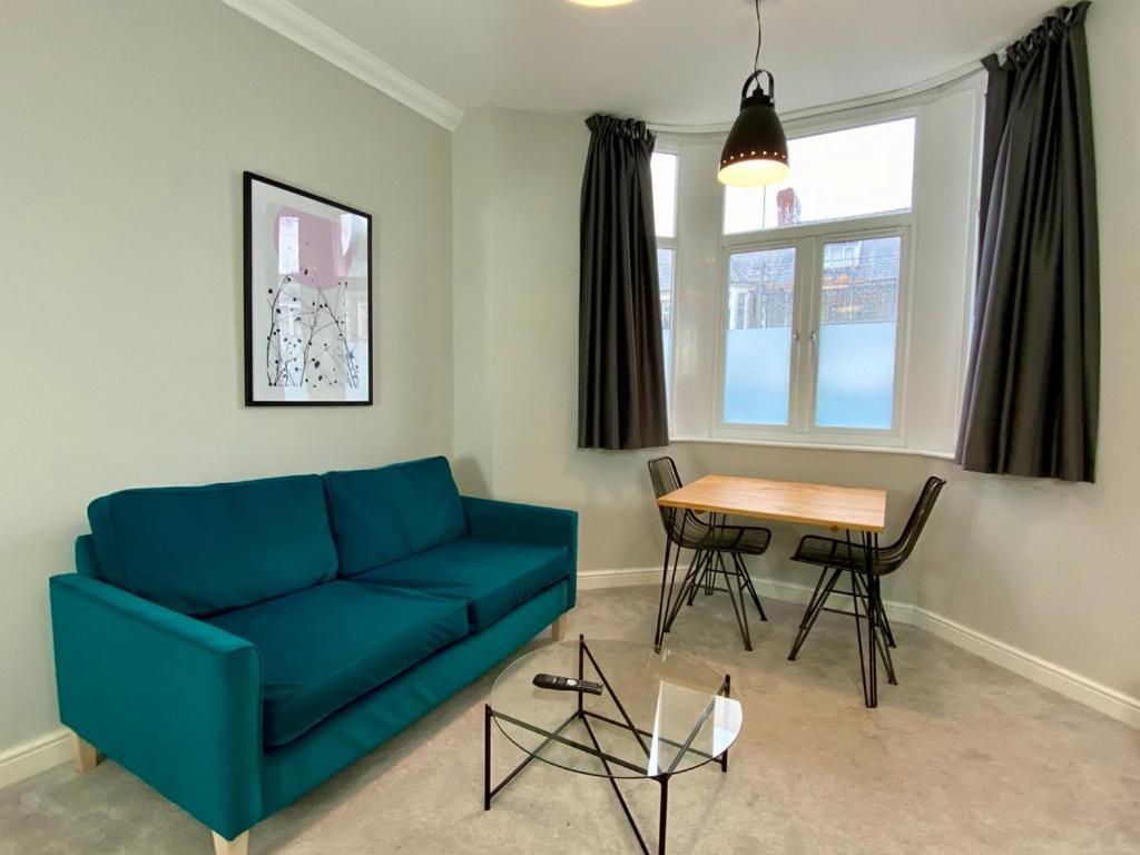 Stylish Modern Near Parks & Centre Cardiff