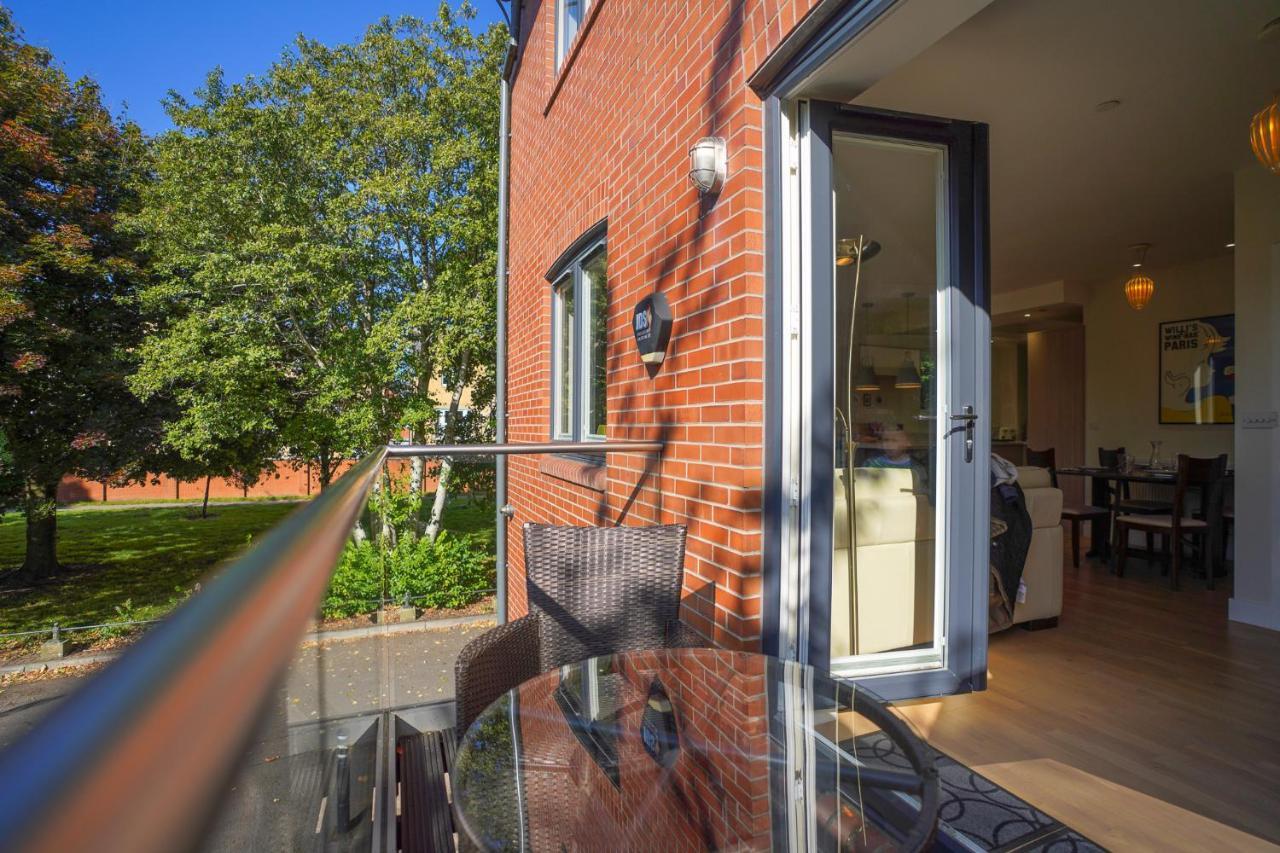 Royal Stuart Lane - Townhouse By The Bay With Parking